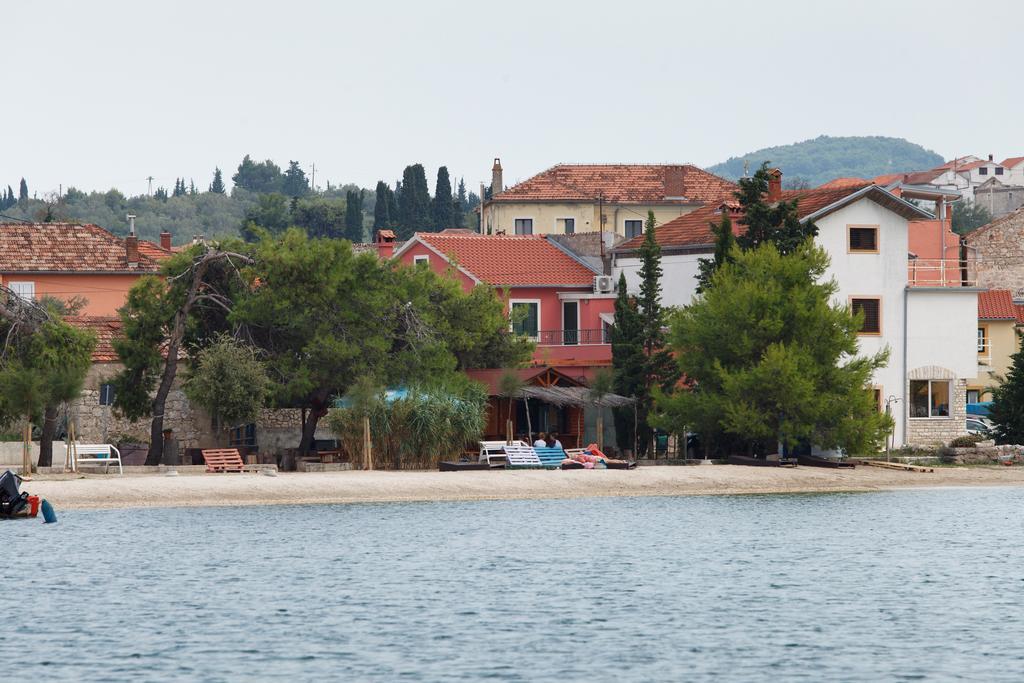 Villa Luna Sutomiscica Екстериор снимка