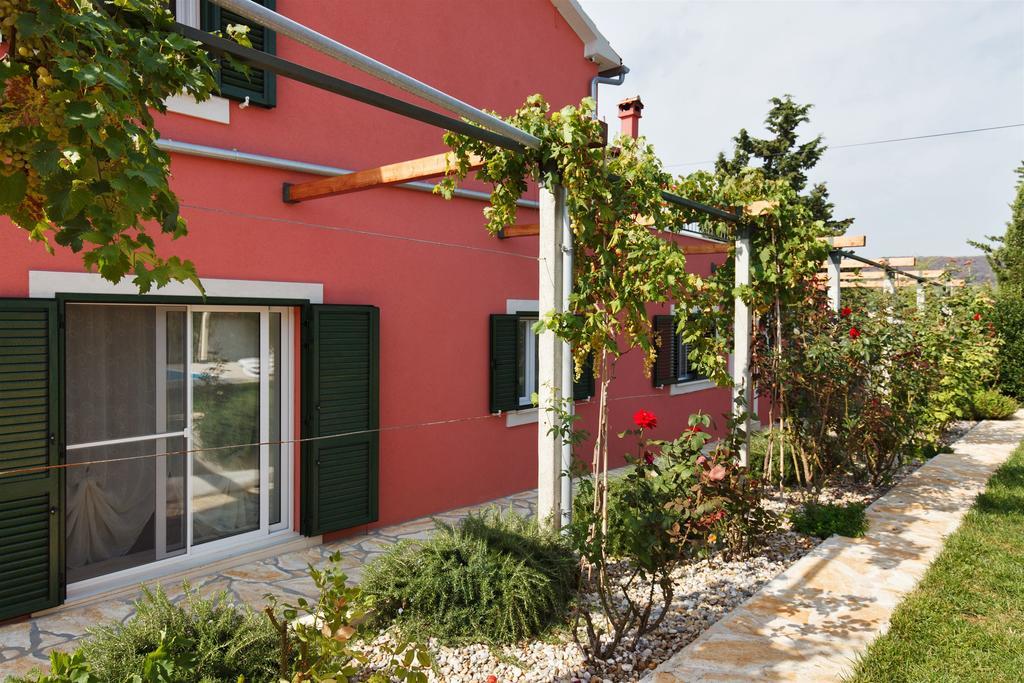 Villa Luna Sutomiscica Екстериор снимка