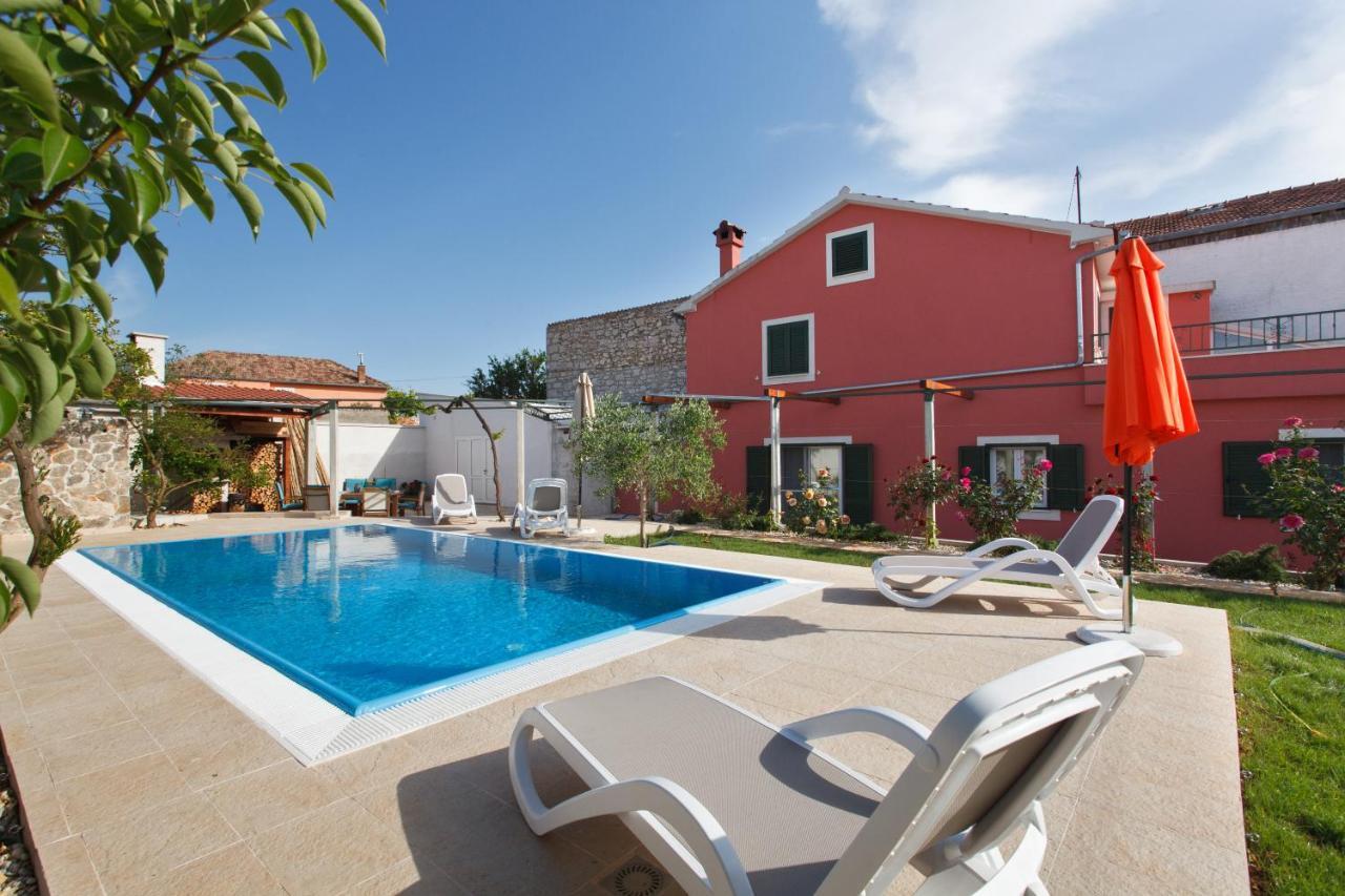 Villa Luna Sutomiscica Екстериор снимка